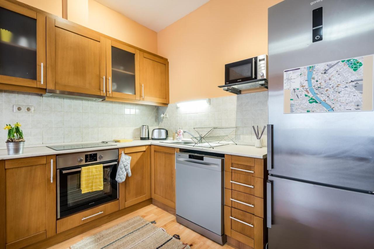Central Premier Apartment Boedapest Buitenkant foto