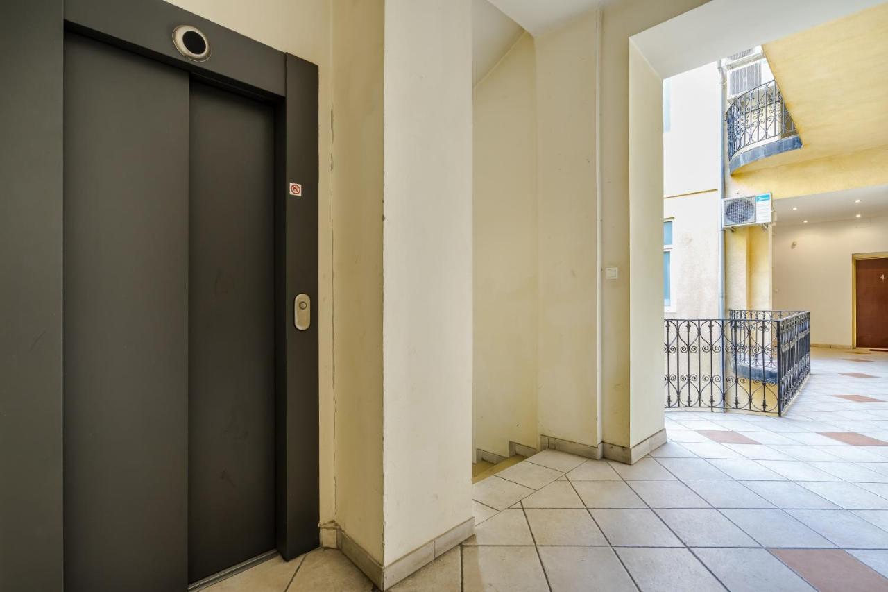 Central Premier Apartment Boedapest Buitenkant foto