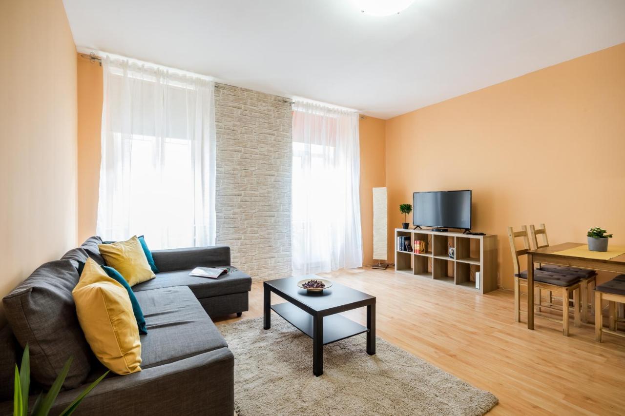 Central Premier Apartment Boedapest Buitenkant foto