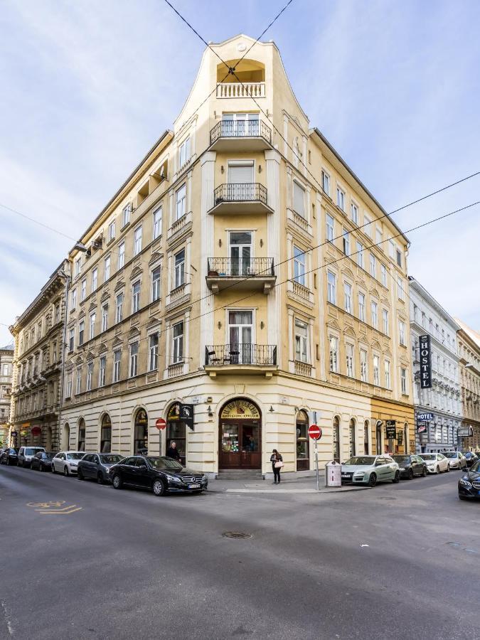 Central Premier Apartment Boedapest Buitenkant foto