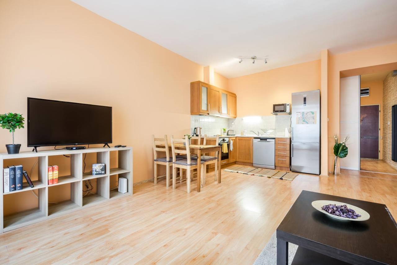 Central Premier Apartment Boedapest Buitenkant foto